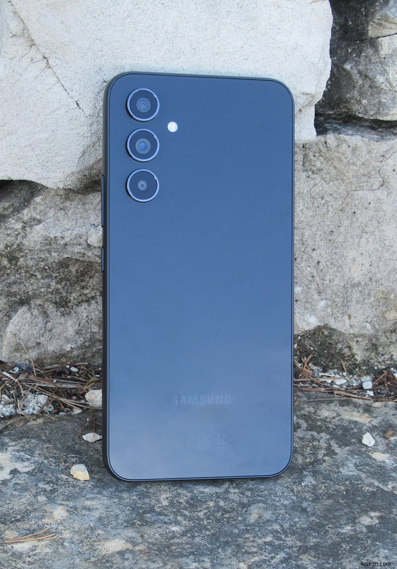รีวิว Samsung A54:แข็งแกร่งรอบด้าน แต่มีข้อเสียที่น่าทึ่ง 